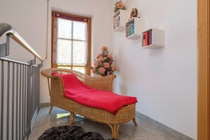 Interior - dastraunseehaus - direct lake access (Traunkirchen)