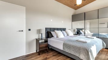 Fer et planche Ă repasser, Wi-Fi, draps fournis