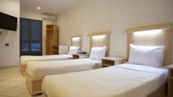 Classic Triple Room | Spa