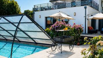Piscine couverte