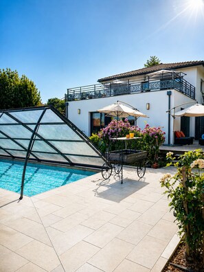 Indoor pool - Charming villa near the Landaise beach, Basque coast  (Ondres)