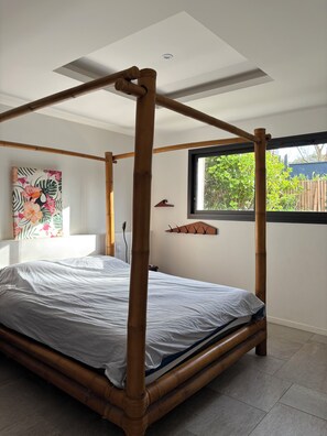 5 makuuhuonetta, silitysrauta/-lauta, ilmainen Wi-Fi, vuodevaatteet