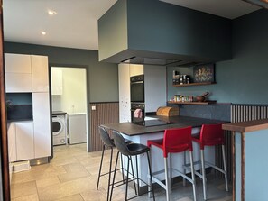 Fridge, microwave, oven, stovetop - Charming villa near the beach (Ondres)