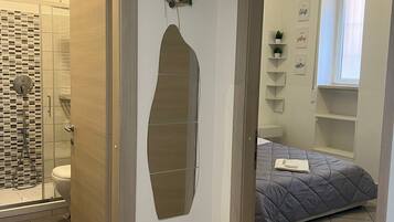 Doccia, asciugacapelli, bidet, asciugamani