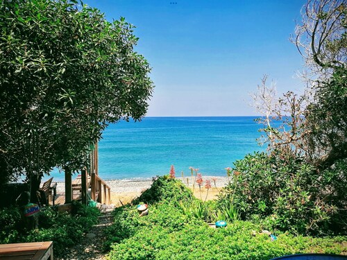 Shambala Beach House - Where Mountains Meet the Sea