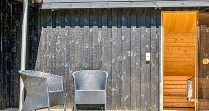 6 Person Holiday Home in Roslev