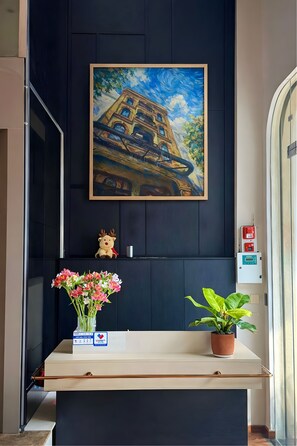 Concierge desk - HAITA Suites (District Seven)