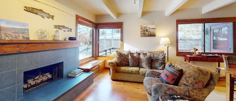 Televisor intel·ligent i llar de foc