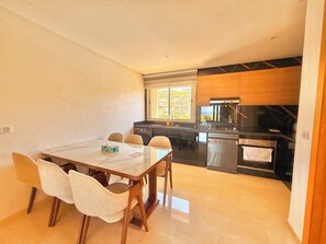 Private kitchen - Panoramic sea view with pool access at Taghazout Bay (Tamraght)