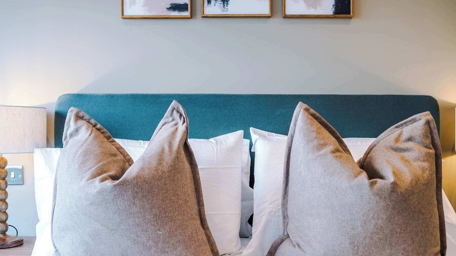 Premium City Penthouse Ideal For Business