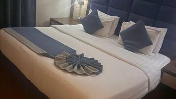 In-room safe, iron/ironing board, free WiFi