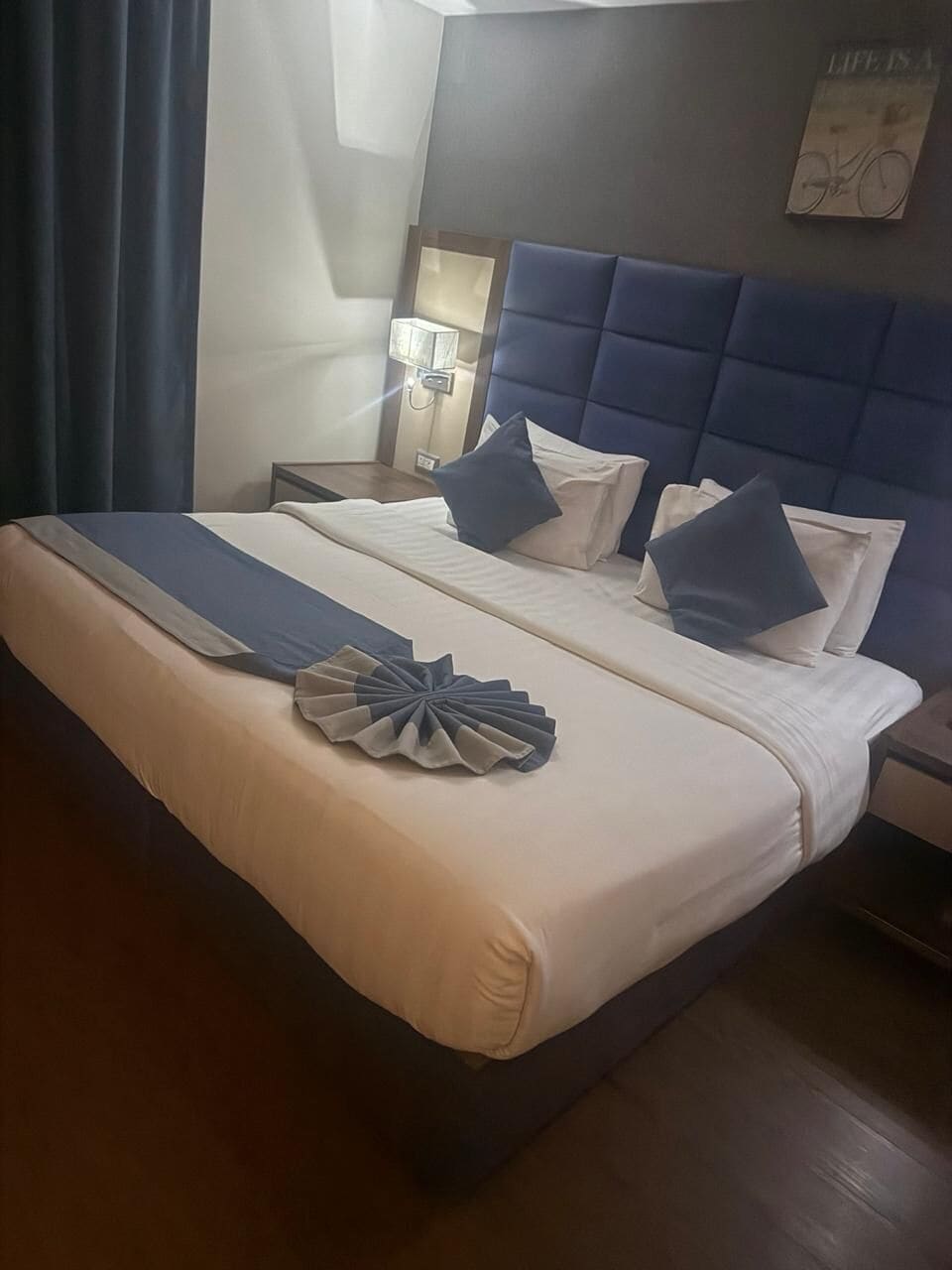 In-room safe, iron/ironing board, free WiFi