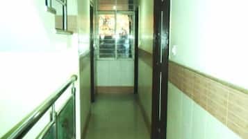 Deluxe Double Room, City View | Interior