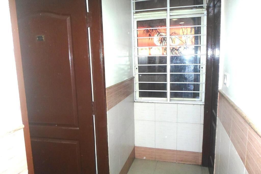 Deluxe Double Room, City View | Interior