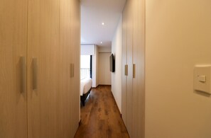 House - w Group-friendly 3BR w Balcony in Miraflores (Lima)