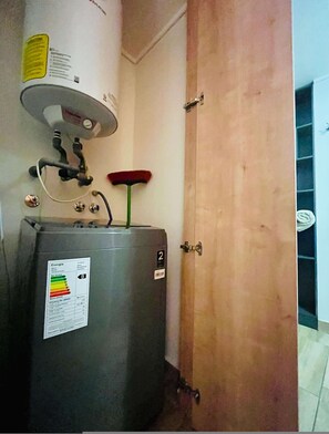 House - Buho Urban Curic A C Washer Dryer Wifi (Santiago)