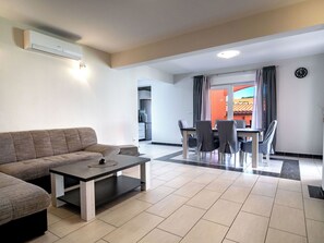 TV - Mistral by Interhome (Rab/Lopar)