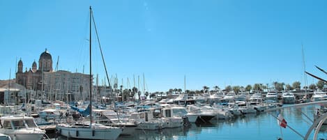 Marina
