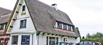La Chaumière