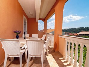 Outdoor dining - Kastell by Interhome (Rab/Lopar)