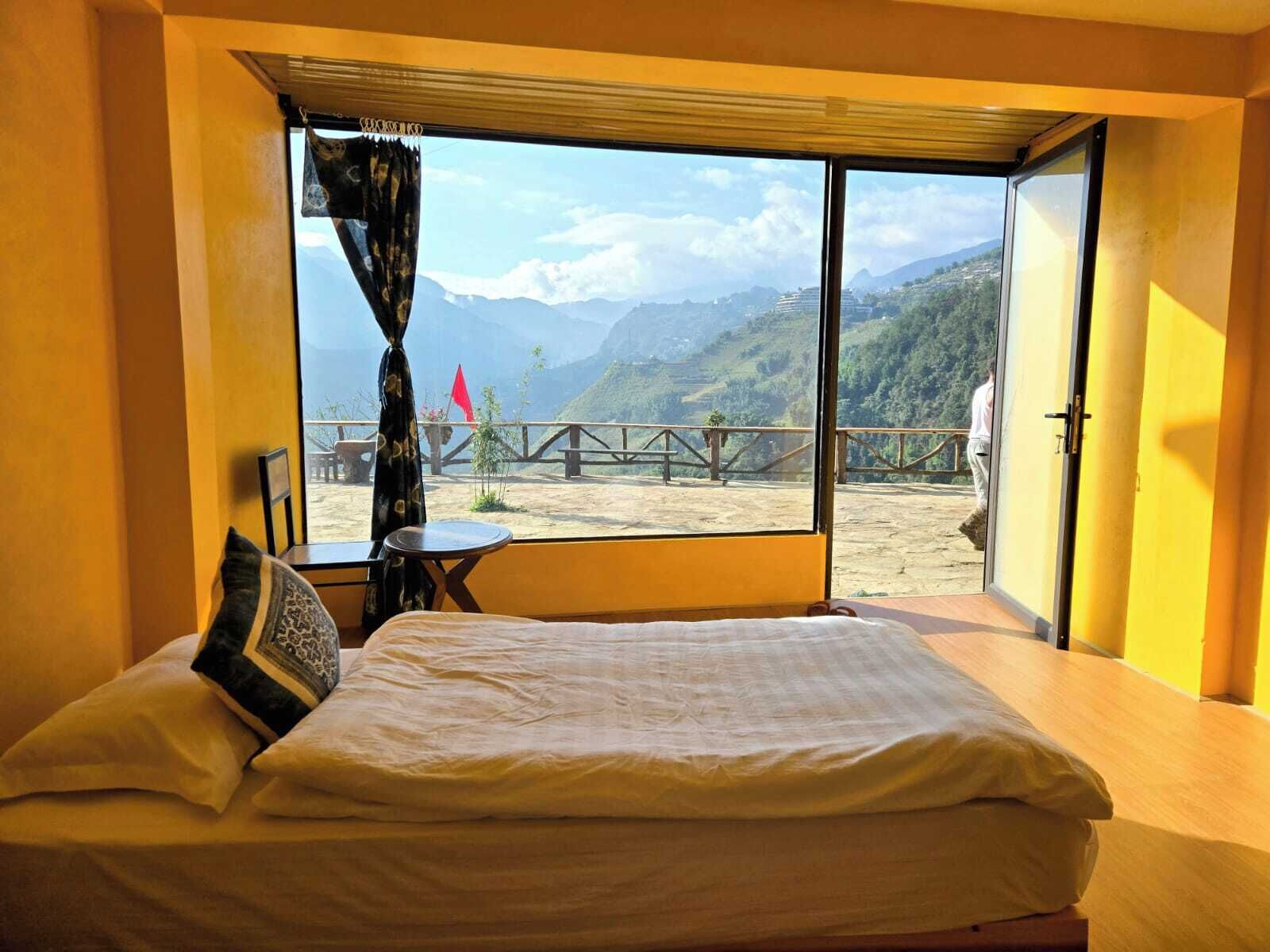 Deluxe Bungalow, Balcony, Mountain View | Desk, soundproofing, iron/ironing board, free WiFi