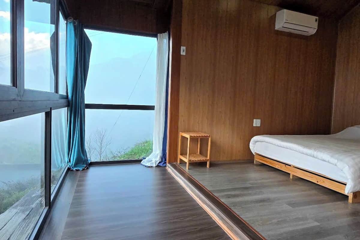 Bungalow Keluarga, balkon, pemandangan gunung | Meja kerja, kedap suara, setrika/meja setrika, dan Wi-Fi gratis