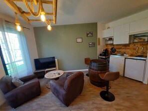 Smart TV - Vinea Urbana - Nearby Gastronomic City (Dijon)