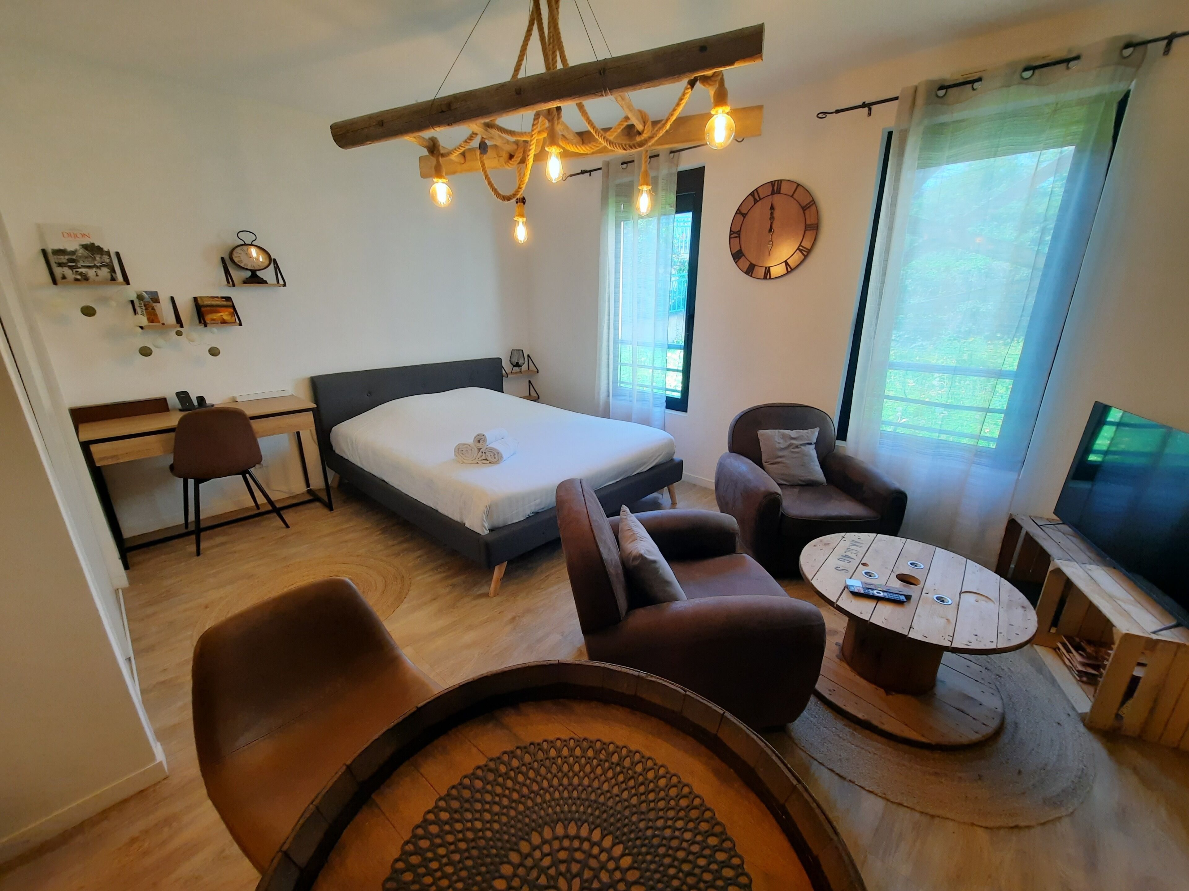 1 chambre, Wi-Fi gratuit, draps fournis