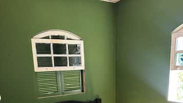 1 Schlafzimmer, Schreibtisch, Bügeleisen/Bügelbrett, kostenloses WLAN