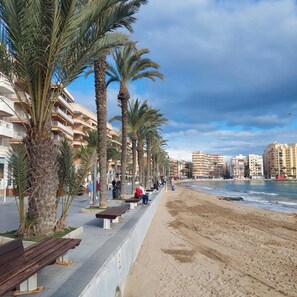 Sun-loungers - Gezinsvriendelijk appartement met speeltuin voor de deur (San Pedro del Pinatar)