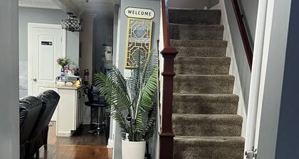 Cozy 1-bedroom , in gorgeous Queens accessible, pleasant place you can call home
