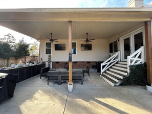 Terrace/patio - Charming 3-bedroom Ranch Home in Quiet Neighborhood (Evans)