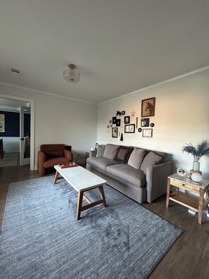 Living area - Charming 3-bedroom Ranch Home in Quiet Neighborhood (Evans)