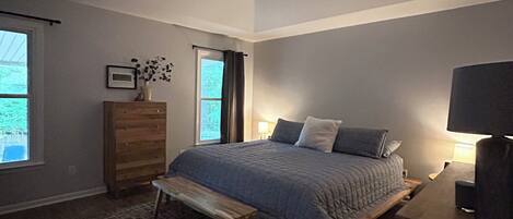 Strykejern/-brett, wi-fi og sengetøy