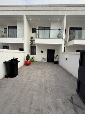 Terrace/patio - East Legon Hills, Accra, Nanakrom Gated Community (Accra)