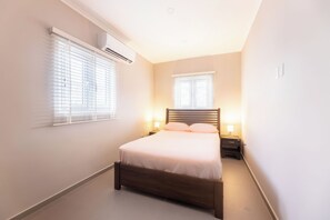 2 chambres, fer et planche à repasser, accès au Wi-Fi (inclus)