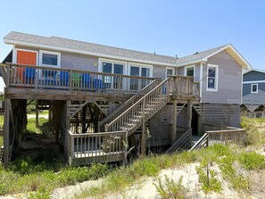Exterior - SN8633-Oceanfront with 3 bedrooms, 2 full baths, and a new hot tub! (Nags Head)