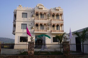 Exterior - Eco Fort Resort (Dausa)