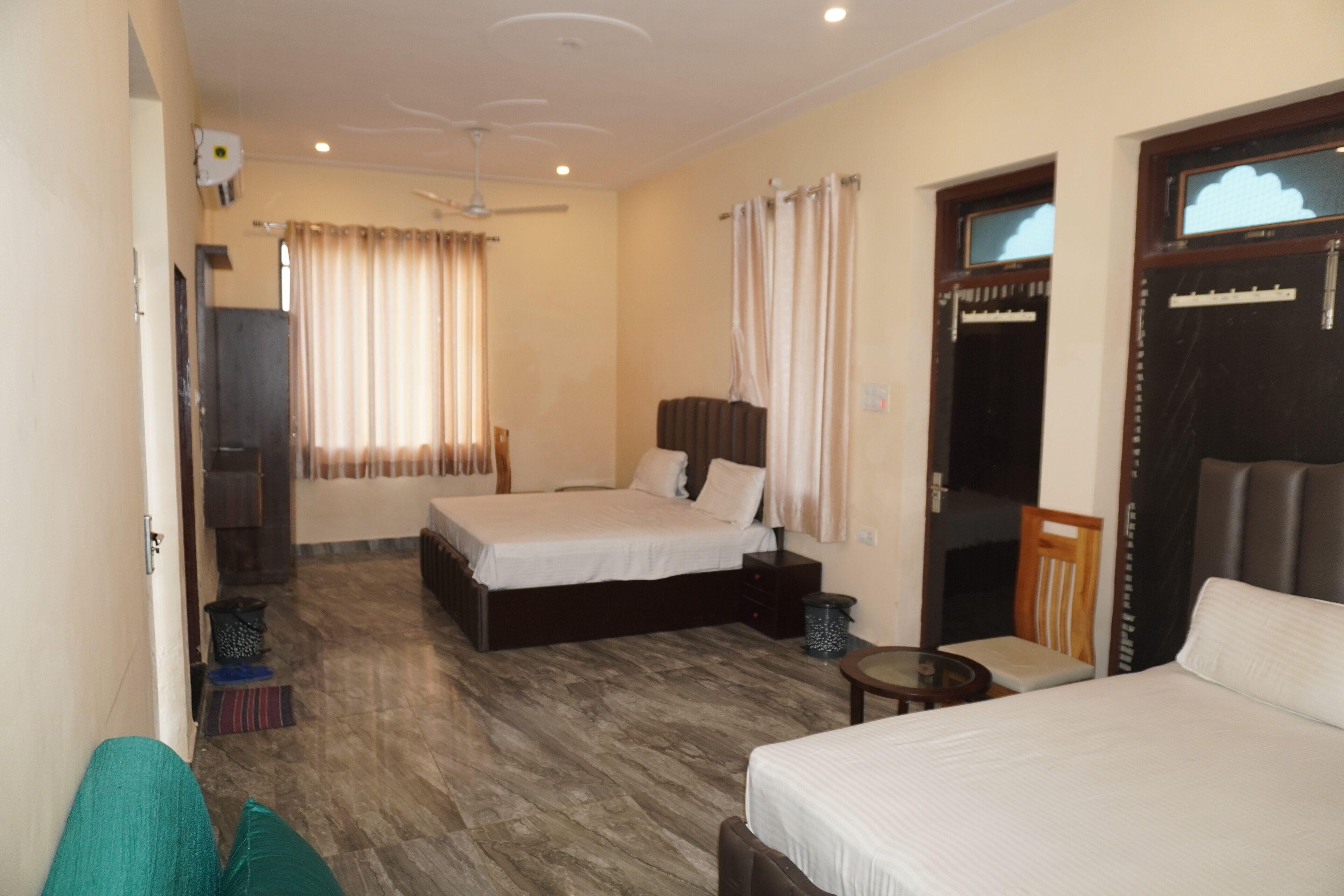 Family Quadruple Room | Free WiFi