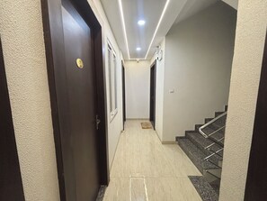 Restaurant - Hotel Shaurya Palace (Indore)