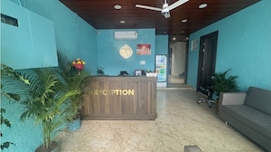 Lobby - Hotel Shaurya Palace (Indore)