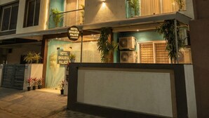 Exterior - Hotel Shaurya Palace (Indore)