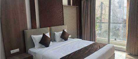 Habitación Premium | Escritorio, espacio para trabajar con laptop y wifi gratis