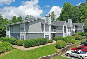 Exterior - Landing Furnished Apartments Winston-Salem (Winston-Salem)
