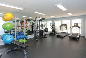 Fitness facility - Landing Beautiful 1bd, Gym, Clubhouse (Winston-Salem)