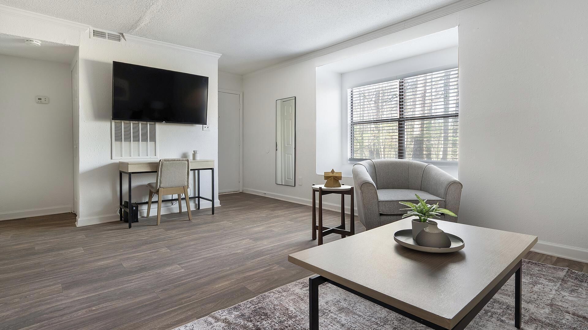 Apartment (1 Bedroom) | Interior