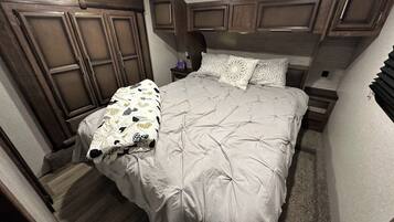 Wi-fi (inkludert) og sengetøy