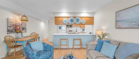 Smart-TV, peis og bøker