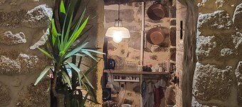 Typical house / apartment 90 m2 in the heart of the old town of Sartène