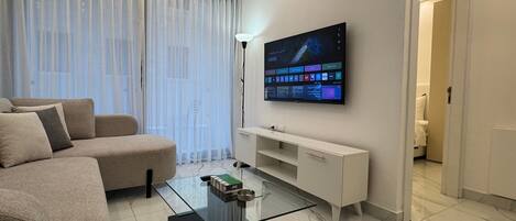 Leilighet, 1 soverom, tilgjengelighetstilpasset, røyk | Oppholdsrom